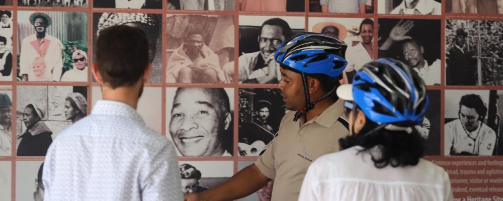 1582728501E-Bike City Tour half Day